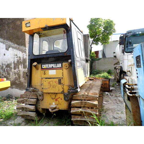 CAT 3046 Engine 88HP Second Hand Bulldozers D4C LGP 3 Forward / Reverse Gears
