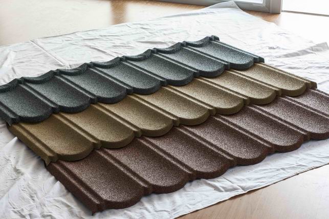 Камень металла покрыл 1340*420мм Препайнтед гальванизированную стальную черепицу