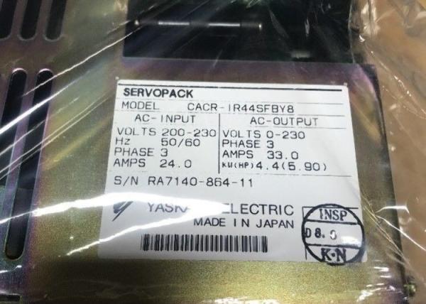 YASKAWA CACR-IR44SFBY8 4,4 kilovatios de la CAPACIDAD 200-230 VAC trifásico ENTRÓ 50/60HZ 24 amperios que 0-230 VAC HICIERON SALIR SALIDA de 33 amperios.