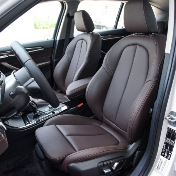 Бензин компакта SUV версии 25Li BMW X1 2022 sDrive lingxian 5 мест двери 5