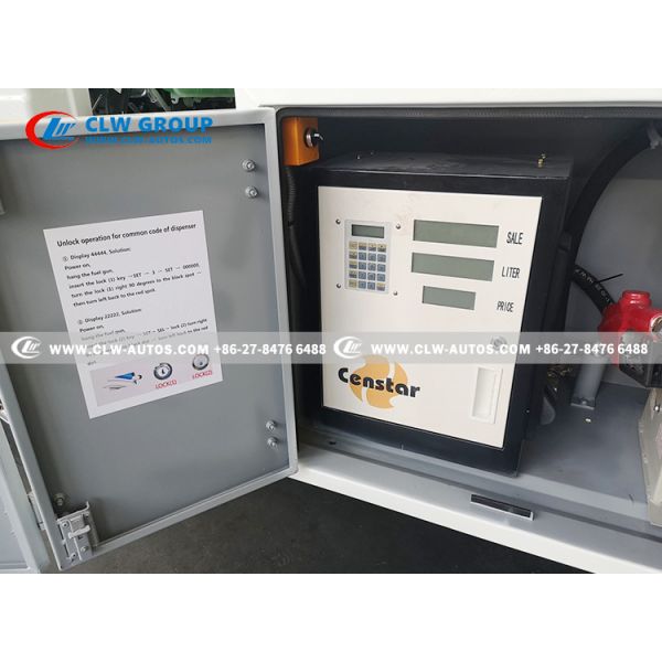 Сталь углерода тележки топливного бака Q235 HOWO 6 CBM с маслом Refilling тележка распределителя