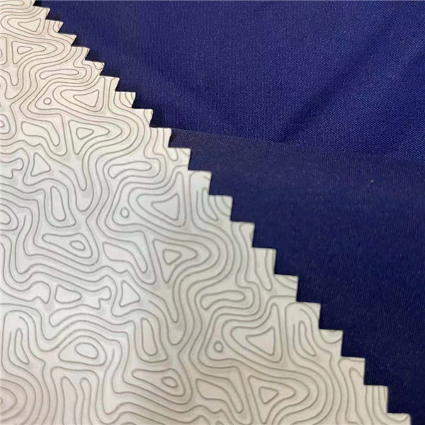 Tissu 100% simple de briseur d'hiver de polyester avec le support respirable 75D*150D 150gsm 150cm de film imperméable