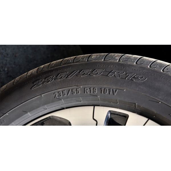 sièges 2022 de la porte 5 de l'Édition spéciale 4MATIC 5 du Mercedes-benz EQC 350 SUV