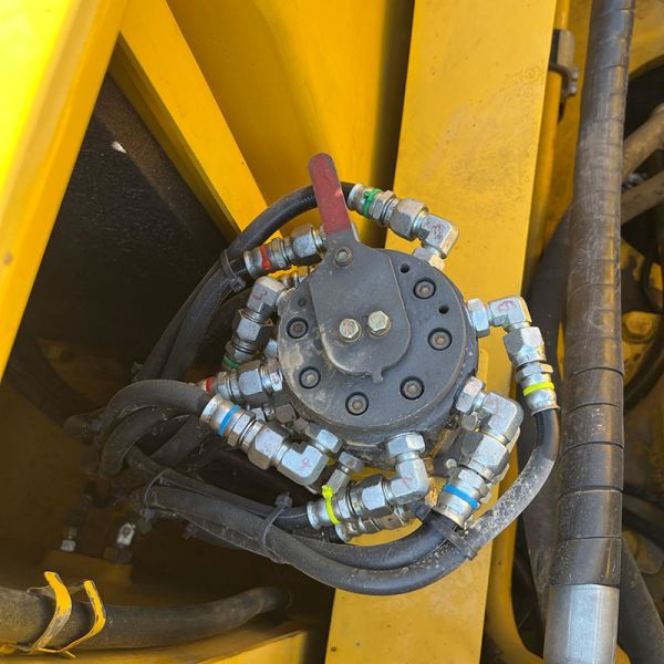 PC350-7 Used Komatsu Excavators Hydraulic 1.4m3 Capacity Bucket Cummins Engine