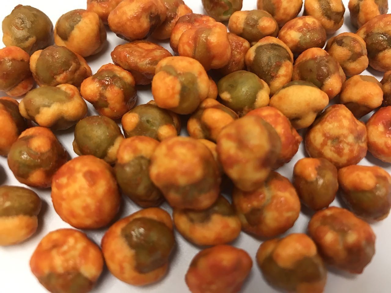 Никакая добавка не зажарила покрытый вкус чеснока и лука закуски зеленых горохов