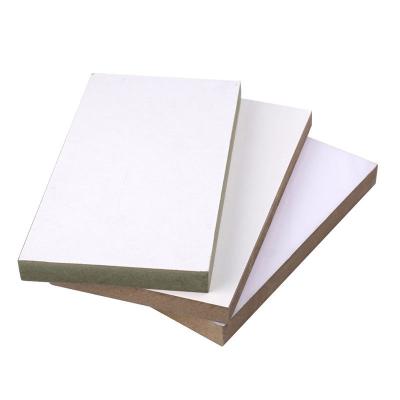 Résistant à l'humidité 8x4 plaque MDF 18 mm feuille MDF 1200x2400 mm Densité moyenne