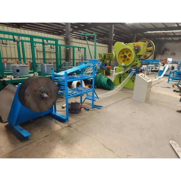 Concertina Razor Barbed Wire Machine / Blade Wire Making Machine