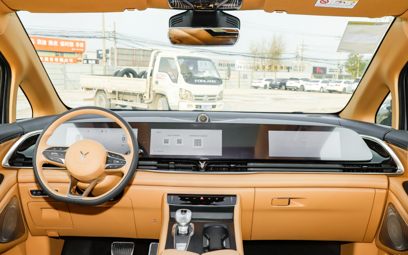 Dream Intelligent VOYAH Electric Car VOYAH Dreamer 2022 1.5T Low Carbon Version