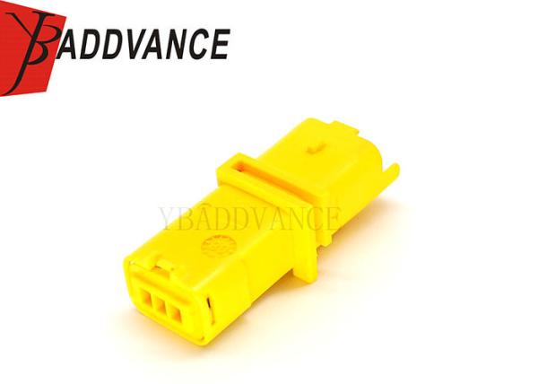 Alojamento série/3 amarelo do conector macho de Pin dos conectores 1.5mm de FCI Sicma com terminais