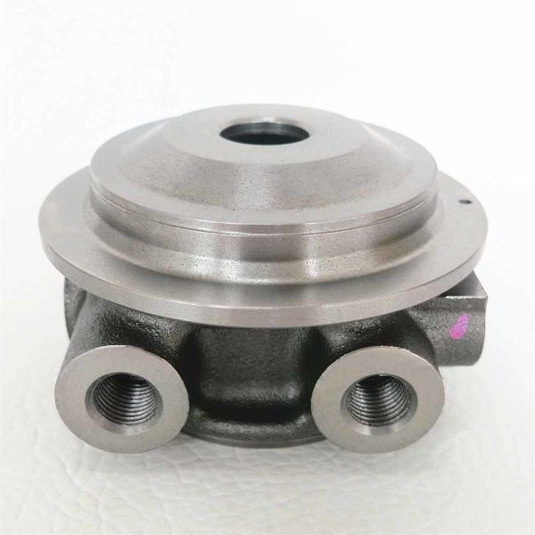 RHF5 Turbo Bearing Housing Water Cooled NH452202 InletM10*1.5 Outletф13.5+2-M6*1.0 Water2-M12*1.25