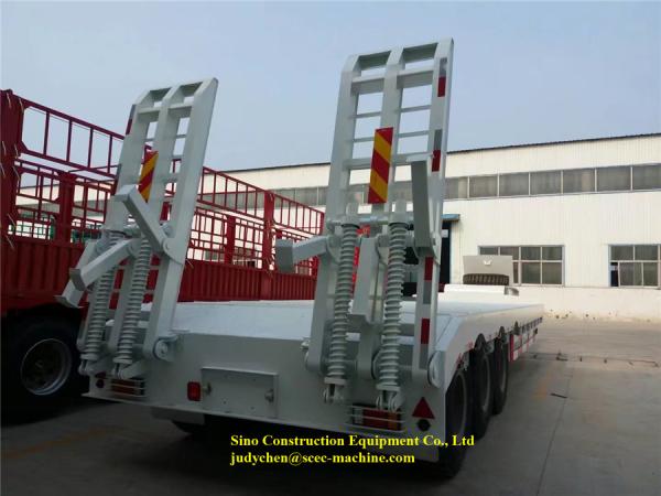 Gooseneck Low Bed Semi Trailer 60t Tri Fuwa BPW Axles For Heavy Machinery Transport
