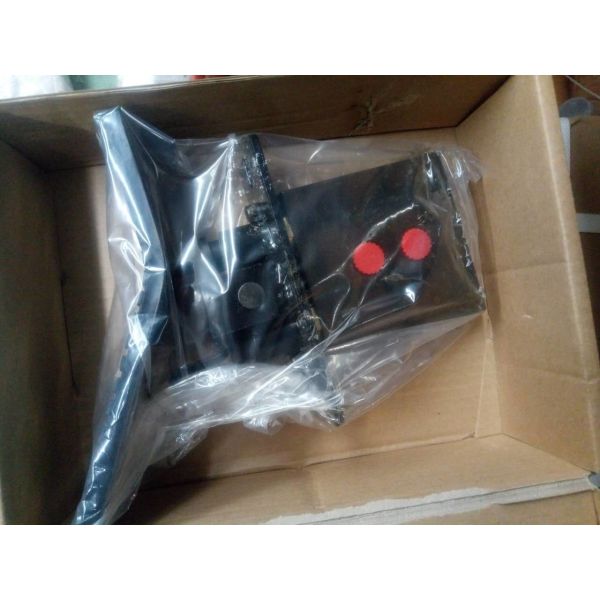 Valve hydraulique de pédale de pied de PPC de Valve de pilote d'excavatrice de contrôle de pied de Wakestone