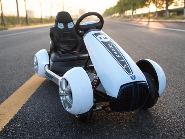3-12 anos de idade Carro elétrico com controle remoto com carga máxima de 30 kg