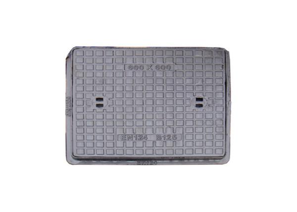 Square Cast Iron Heavy Duty Manhole Covers Corrosion Resistance For Side Walk