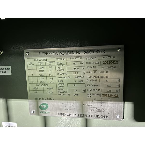 Transformador de distribución sumergido en aceite de tres fases de 1300Kva con certificación UL