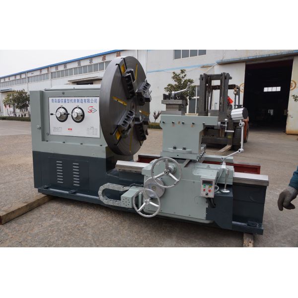 Custom Conventional Lathe Machine , Cnc Lathe Machine Gear Head Engine
