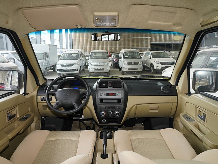 DFSK EC36 300KM Ev Minivan 7 Passengers Mini Bus 4500 X 1680 X 2000MM