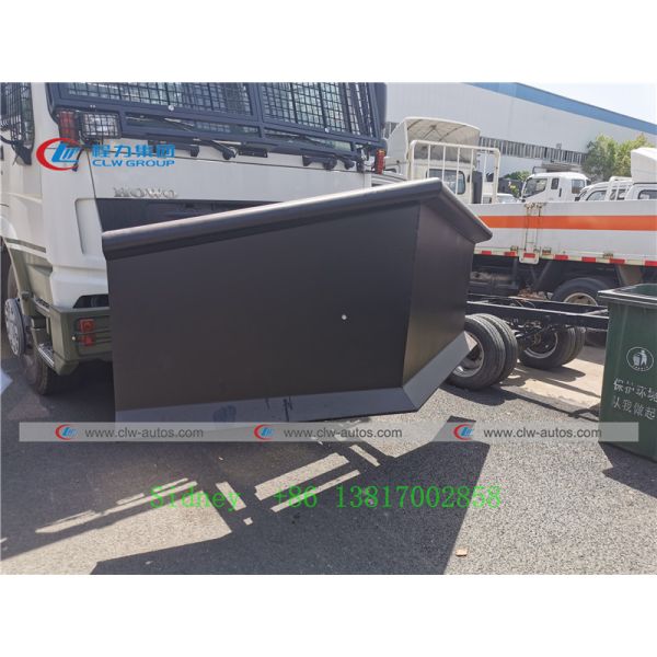 6X4 Sinotruk Howo Heavy Duty Wrecker Truck With Antiroit Shovel