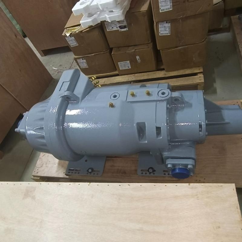 Carlyle 06TTW301 Water-Cooled Industrial HVAC Screw Compressor