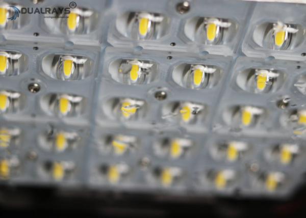 Dualrays 60W F4 Series IP66 Outdoor LED Street Lights SMD5050 LEDs Dimming Control 50000H Life Span