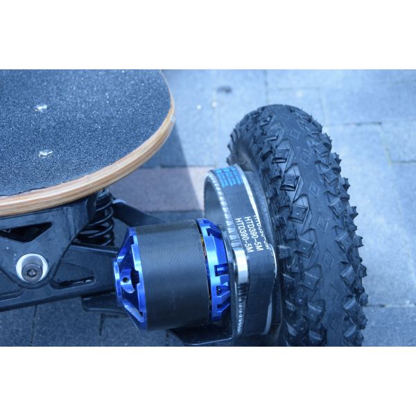 Two Brushless Motor 4 Wheel Skateboard portable electric powered skateboard