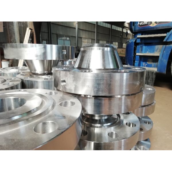 Customized Forged 304 316l Stainless Steel Weld Neck Flange Pn10 Pn16