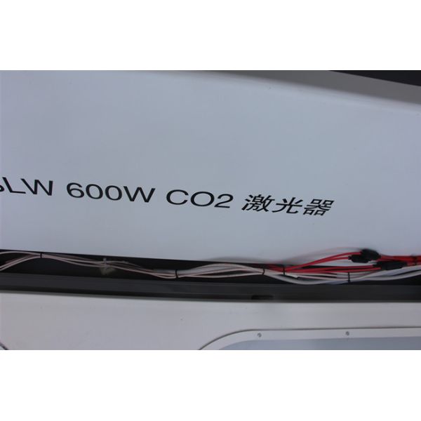 CO2 Metal And Nonmetal Laser Cutting Machine 1610 Wood MDF PVC Steel