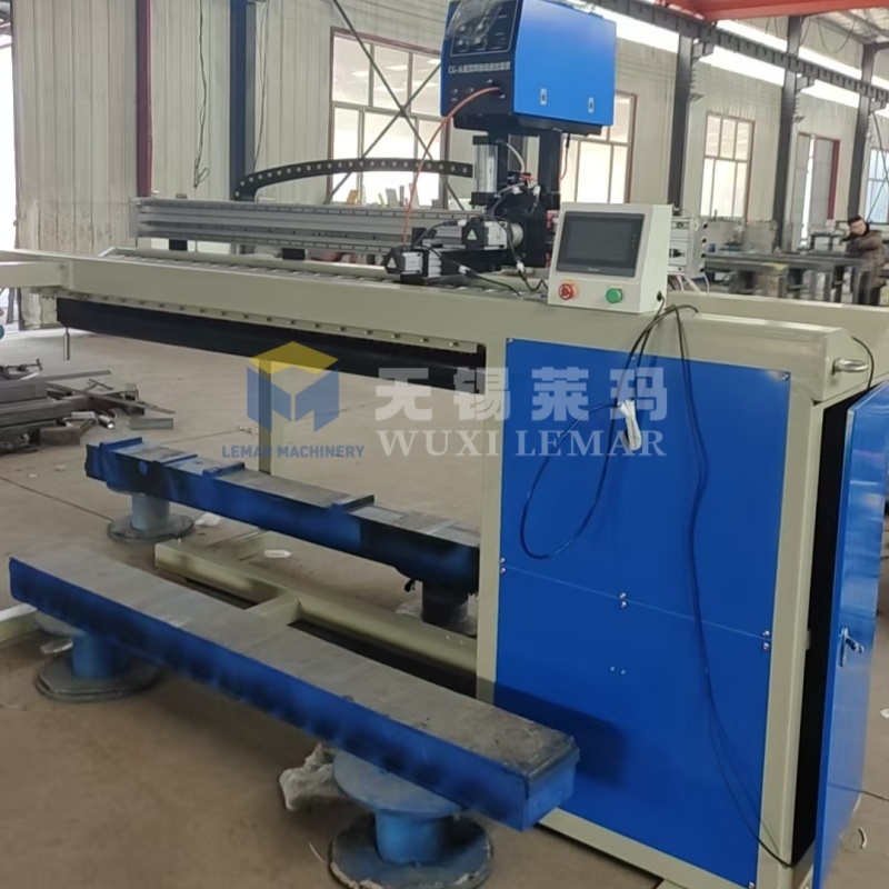 Automatic 1500mm Longitudinal Straight Seam Welding Machine For Tank Pipe