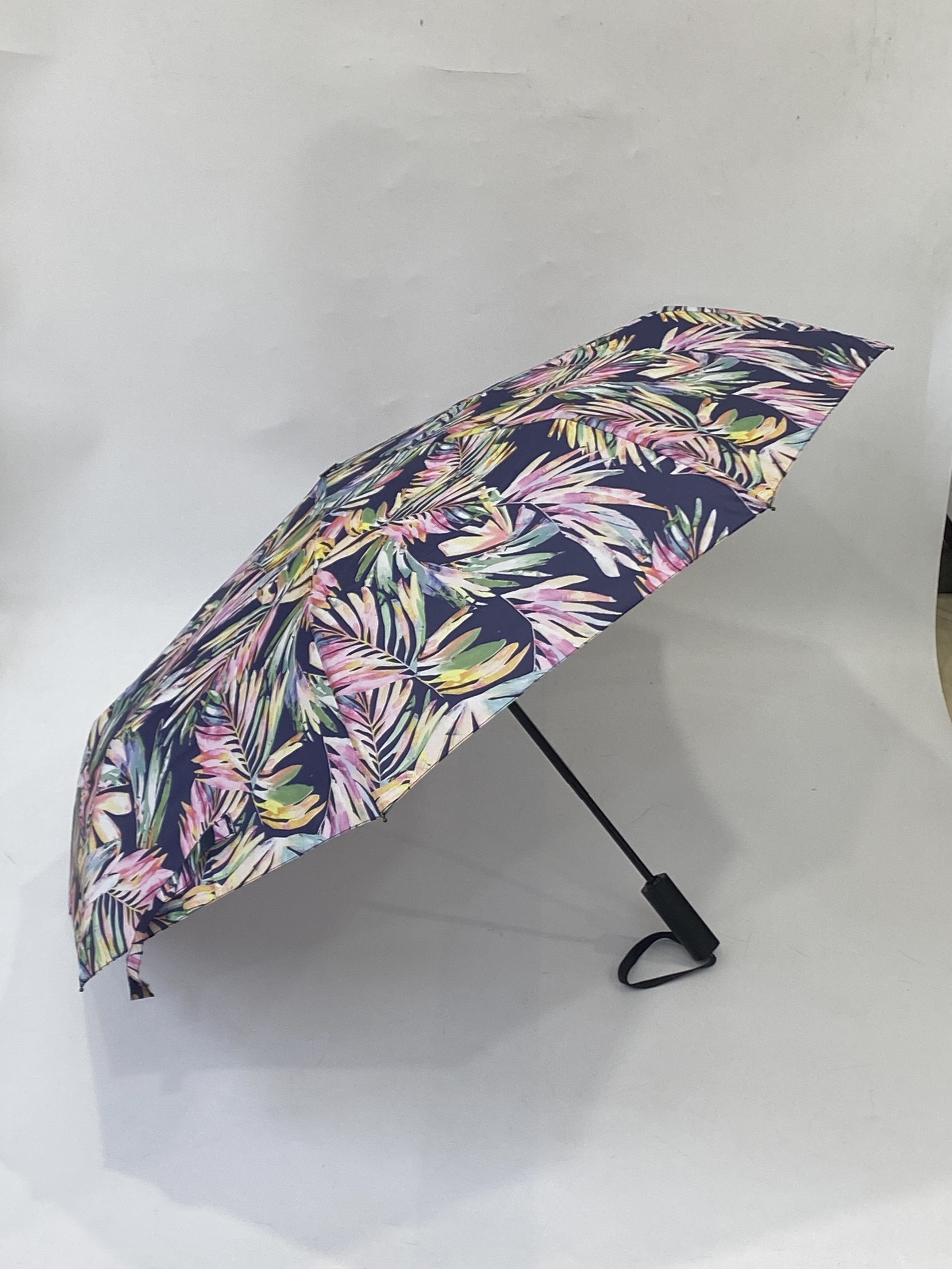 Custom Logo Umbrellas Outdoor Sunny Rainy UV Protection Automatic Three Folding Umbrella Travel