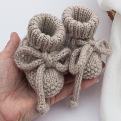 Y-Z Custom Logo Design Hand Knitted Crochet Home Newborn Girl Shoes Baby Booties for Baby Girls