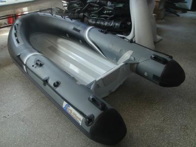 3  Chamber Aluminum Fishing Boats , Durability 330cm Small Aluminum Boats