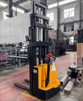 1500 kg 4 metros Estacador de paletes Walkie-Talkie totalmente elétrico para a indústria de armazenagem e distribuição