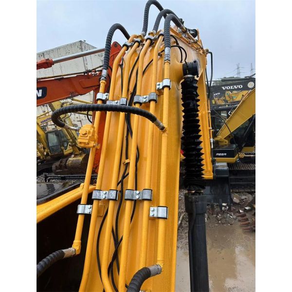 Hyundai 220-9S 305-9T Hydraulic Crawler Excavator with Cummins Engine and 1.05m3 Bucket