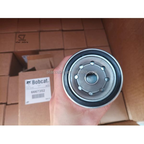Bob Excavator 6667352 Agricultural Machinery Oil Filter Element 6657635 Diesel Filter for Machinery Repair Shops