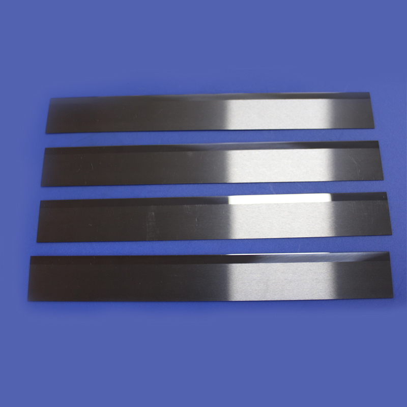 Tungsten Carbide Slitting Knife Blade with 1000°C Operating Temperature 350 MPa High Pressure and 1900 MPa Tensile Strength
