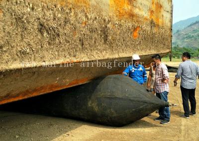 Nenhum navio de borracha pneumático das bolsas a ar do escapamento que lança sacos do elevador do salvamento marinho