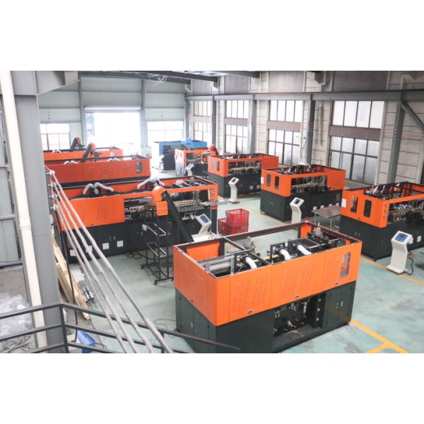 200ML - 2L Plastic Water Bottle Blowing Machine , Pet Bottle Making Machine