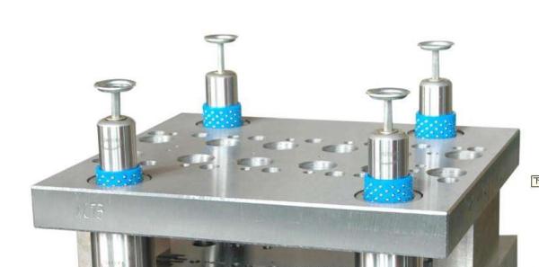 High Precision Ball Cage Bushing , Aluminum Base Ball Bearing Cage