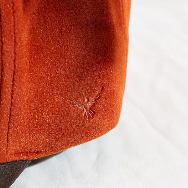 Custom Velvet Embroidered Baseball Caps With Debossed Metal Buckle