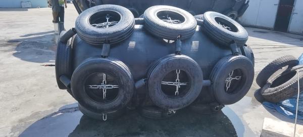 Yokohama Type Pneumatic Rubber Fender Boat Marine Rubber Fender