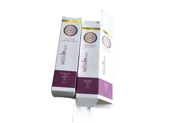 Skin Care Packaging Gift Card Box Matte Lamination Surface With Foil Gold Logo