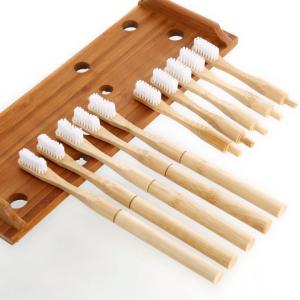 Favorable à l'environnement biodégradable de brosse à dents en bambou adulte d