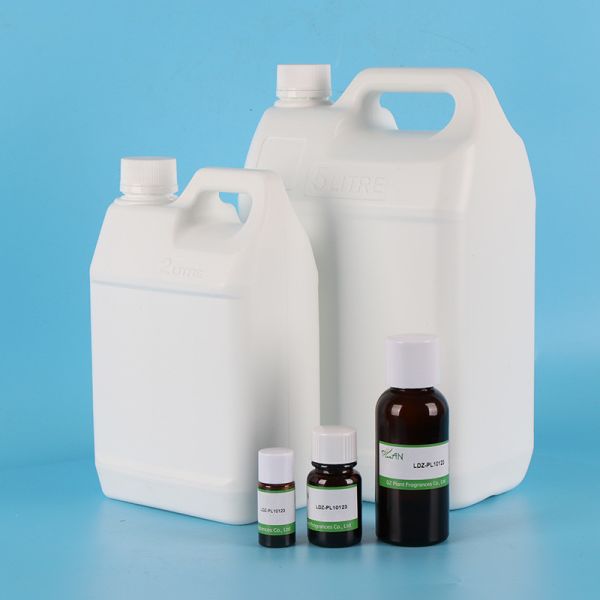 Une huile d'essence de parfum très concentrée, parfumée comme le seul Duhill.