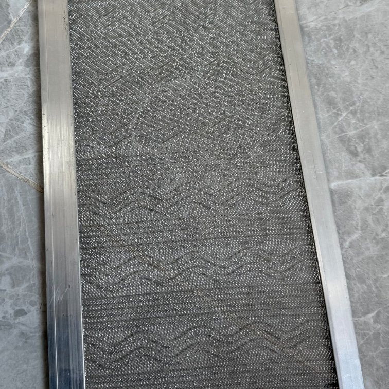 Rust Resistant Powder Coated Aluminum Gutter Guards Custom Length / Width