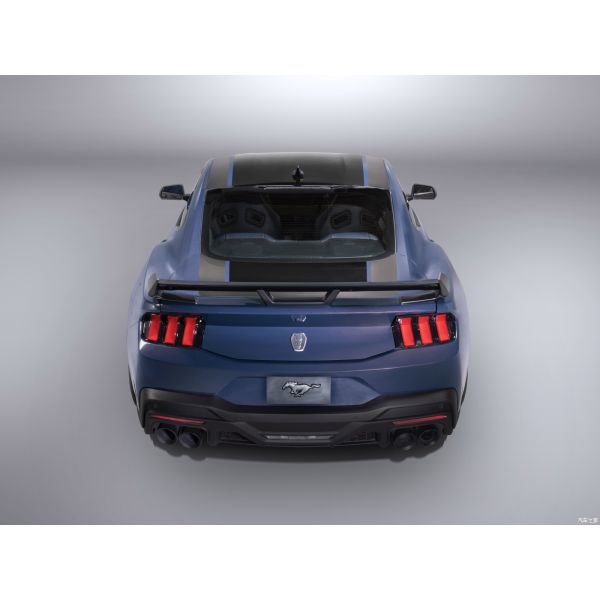 Left Drive Mustang 2024 5.0L V8 Dark Horse Imported Hardtop Sports Car 4821*1917*1401