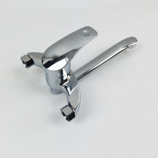 Wall Mount Zinc Shower Head Hot And Cold Basin Taps 1.0mpa