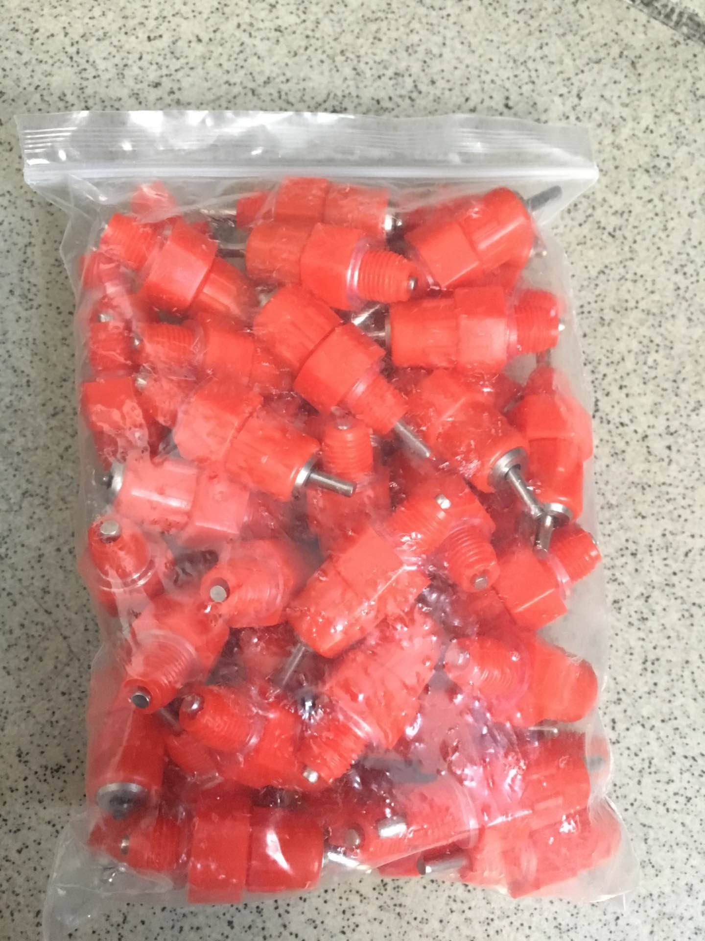 Шарик нержавеющей стали птицы ниппели цыпленка 360 градусов по горизонтали 9mm