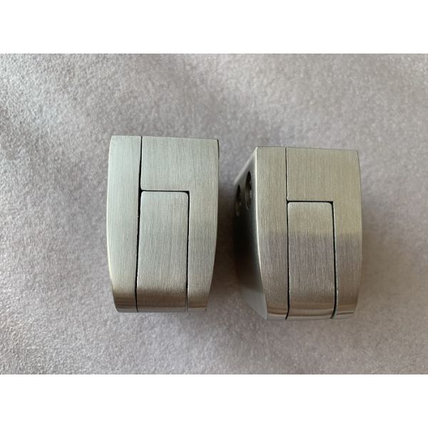 Satin Finished Frosted Stainless Steel Glass Clips Customized Size Rust Protection