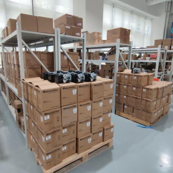 Masoneilan SVI1000 SVI2 SVI3 Intelligent Valve Positioner And China Plunger Type Single Seat Pneumatic Control Valves