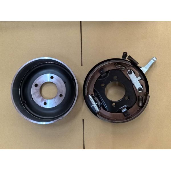 La asamblea durable de freno de mano de las piezas de ISUZU NPR tiene el tambor de acero y tambor del hierro con las zapatas y la placa